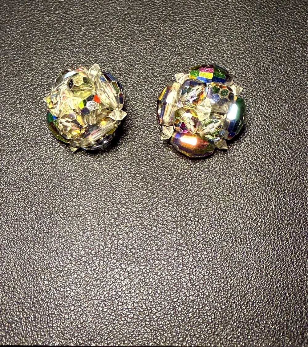 Vintage Faceted Crystal Iridescent Rhinestone Aurora Borealis Clip-on Earrings